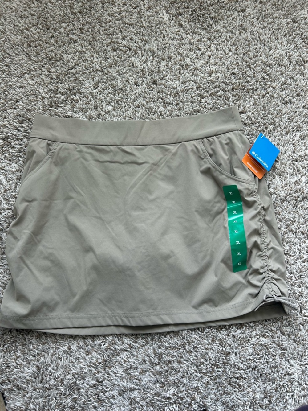 NWT Columbia Women's Omni-Shade Active Fit Jupe-Short Skort, Tan, Size XL